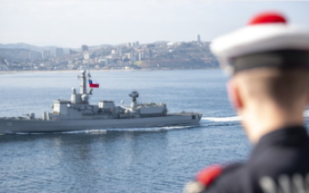 La Marine nationale recrute bien au-delà de ses ports militaires historiques.